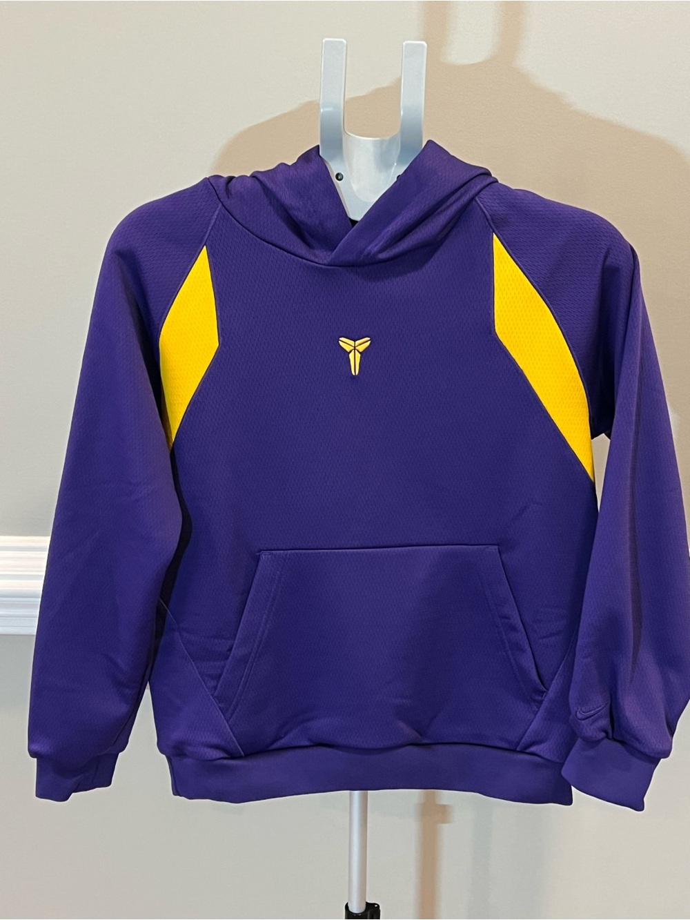 Nike Boys' Kobe Therma-FIT Pullover Hoodie size Large